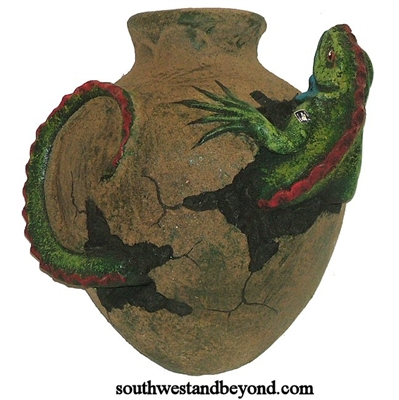 Wall Planter Painted Clay Lizard Pot.